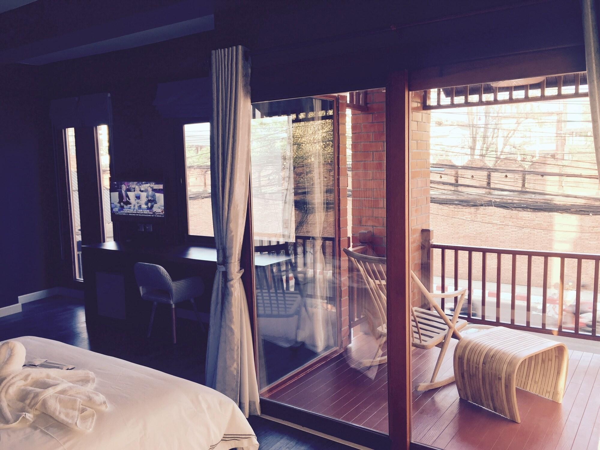 Joyful Thai Boutique Hotel Chiang Mai Esterno foto